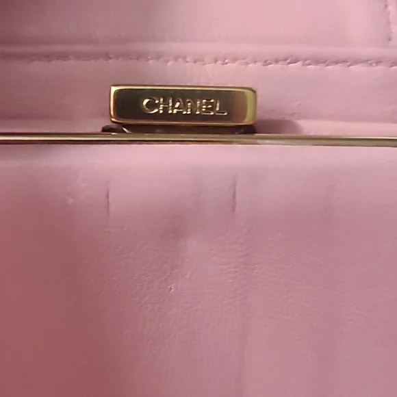 Chanel Pink Icon Line Long Kisslock Wallet - Picture 13 of 16